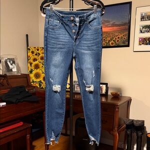 Trendy Button-Fly Distressed Jeans